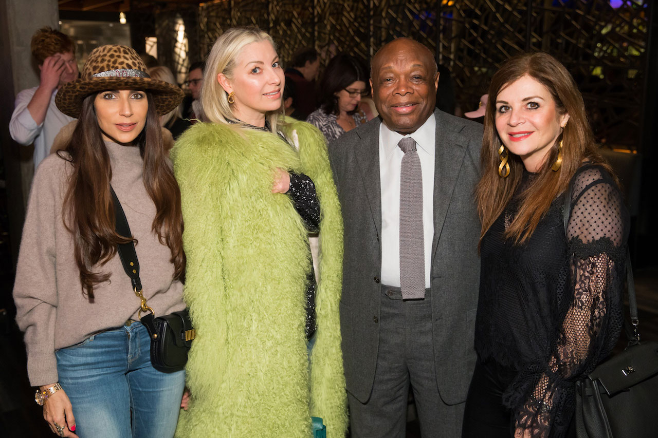 New Castro Restaurant Botellón Opens With Flashy Party