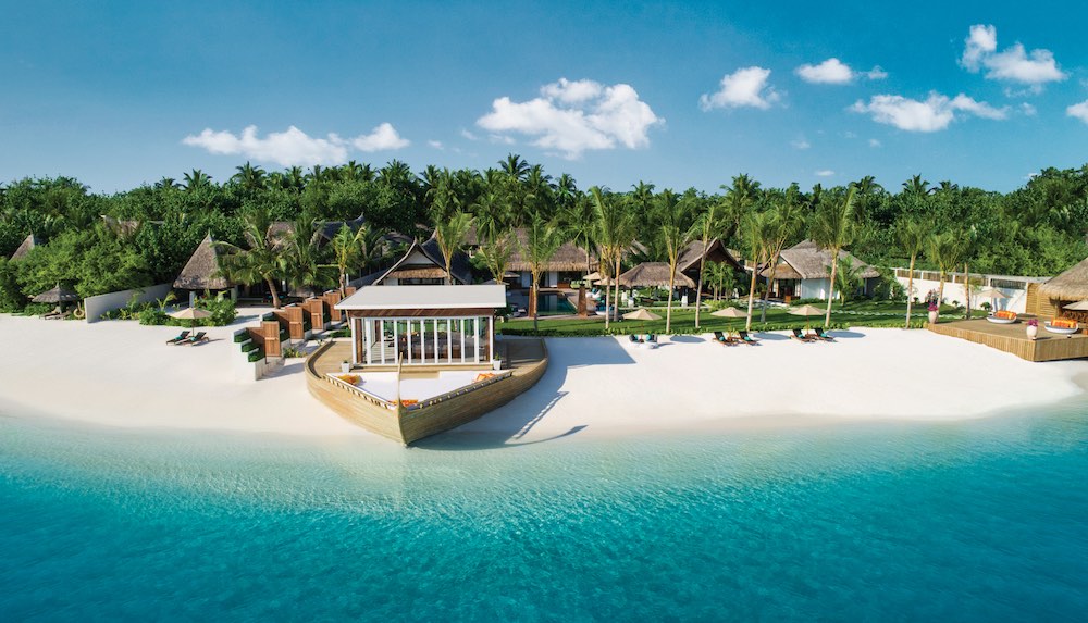 Luxury Hotel Management And Leadership 101: Jumeirah Vittaveli Maldives