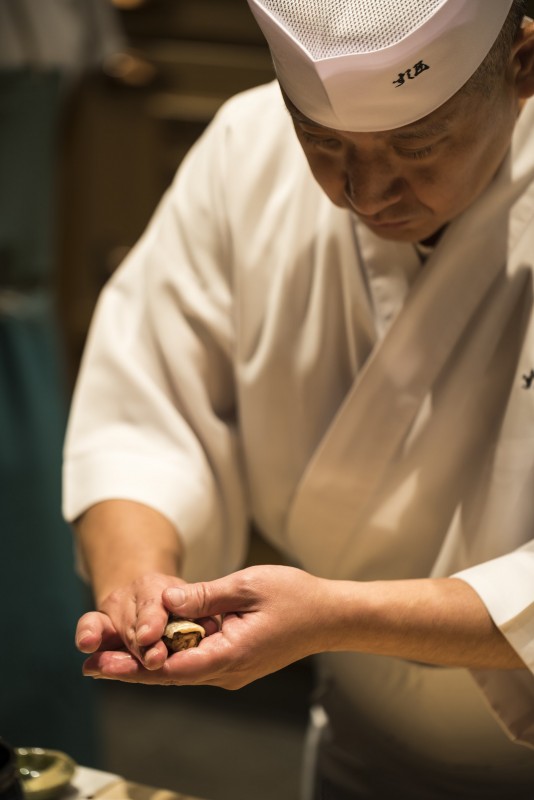 How Master Sushi Chef Keiji Nakazawa Built the Ultimate Sushi Team —  Omakase 