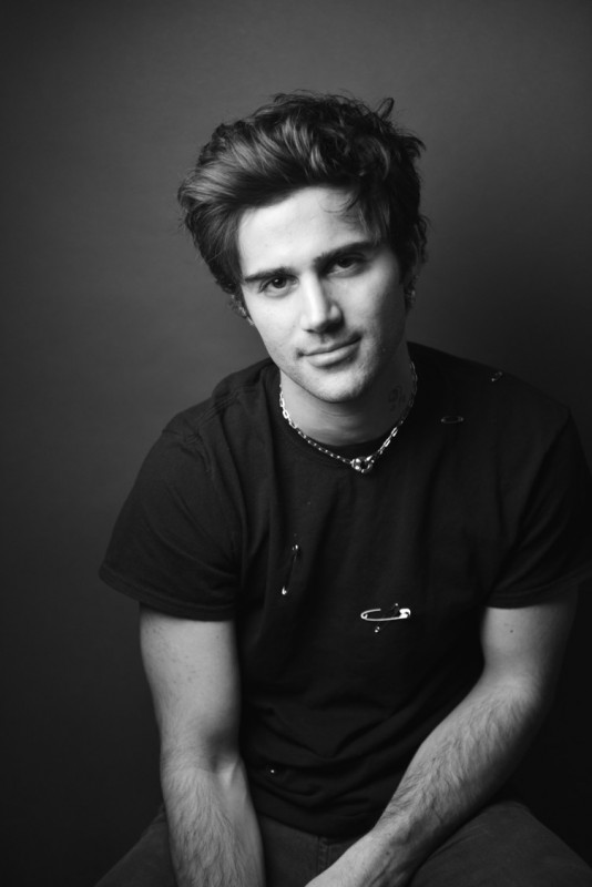 Max Ehrich 