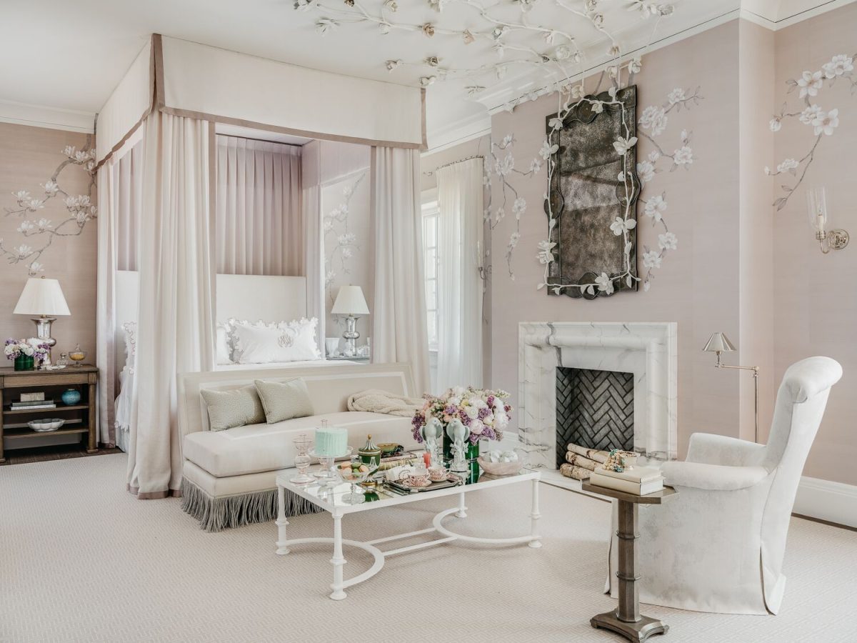 The Amazing Race: Countdown To The 42nd Annual Decorator Showcase