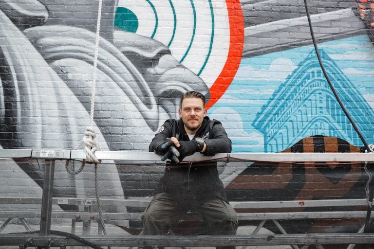 One-On-One With Tristan Eaton On His “The Gilded Lady” Mural On Fifth Avenue In NYC