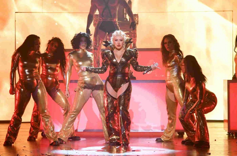 Christina Aguilera: THE XPERIENCE