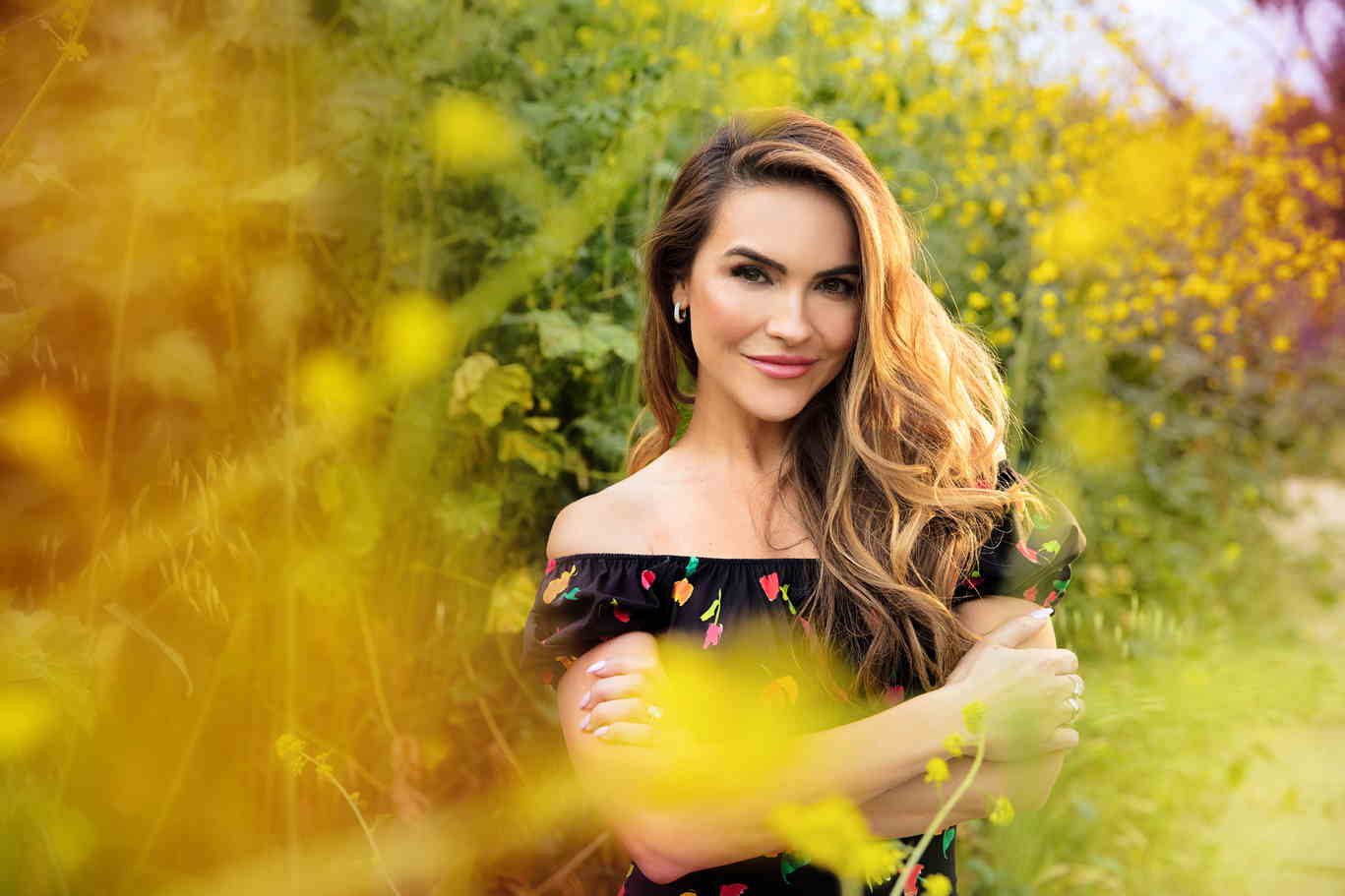 “Selling Sunset” Star Chrishell Hartley On Going From Rags To Riches, Real Estate Tips + The Reali...