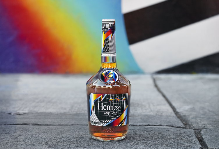 FELIPE PANTONE x Hennessy 