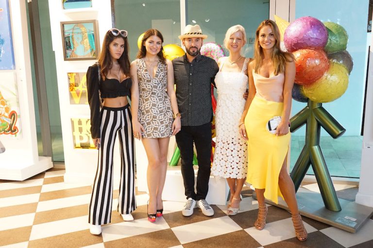 A Closer Look  At The 2019 Whispering Angel Midsummer Daydream Brunch & Vernissage | LaMuse Café at Avant...