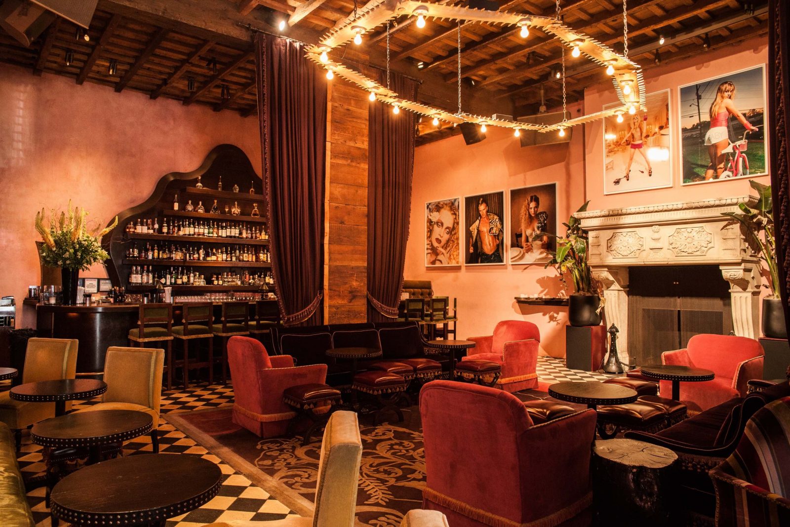 10 Best Bars In Manhattan To Grab a Drink This Month