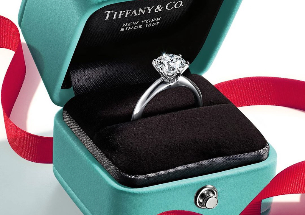 LVMH's purchase of Tiffany puts pressure on jewelry rival