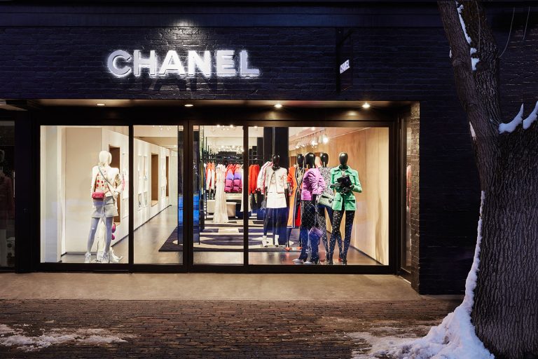 CHANEL Opens The Doors To Its New Ephemeral Aspen Boutique, Just In Time For Your Ski Trip