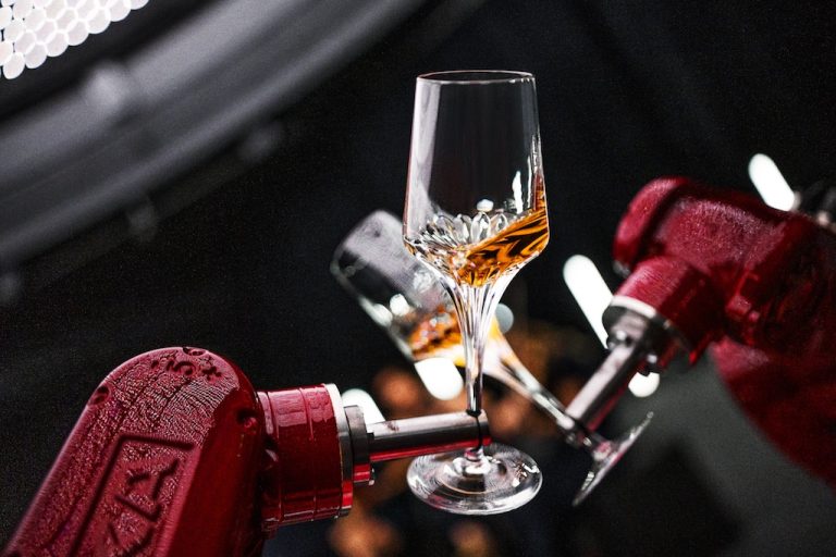 LOUIS XIII Debuts Composition Using Only The One Note From Toasting Baccarat Glasses Sound