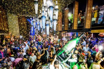 LAVO Party Brunch Atmosphere