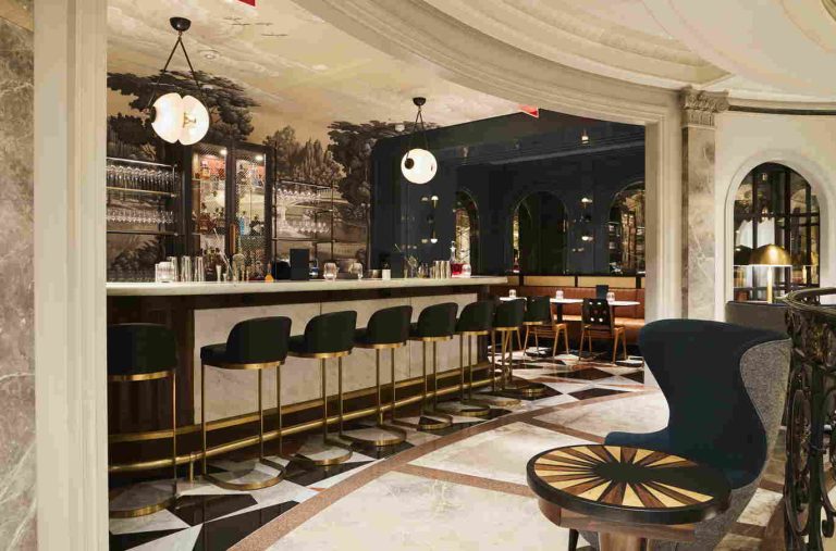 What To Expect When You Dine At Bergdorf Goodman’s New Bistro, Goodman’s Bar