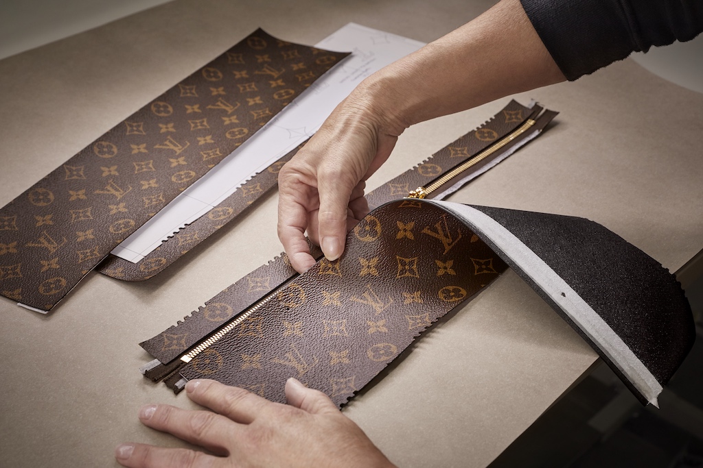 Louis Vuitton on X: Layers of savoir-faire. The impressive Soleils  necklace is a testament to the technical mastery of #LouisVuitton's  artisans, requiring over 1,600 hours to construct. Get a glimpse  behind-the-scenes of