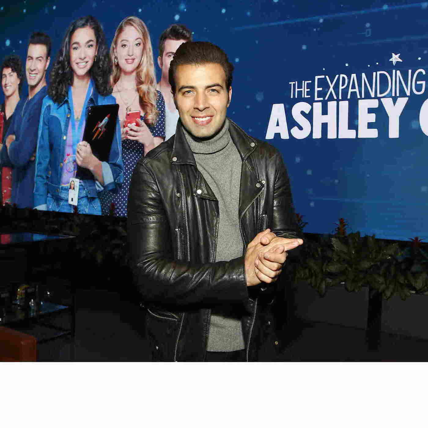 Latin Star Jencarlos Canela On His New Netflix Gig & Details On The New Music He’s Releasing Soon