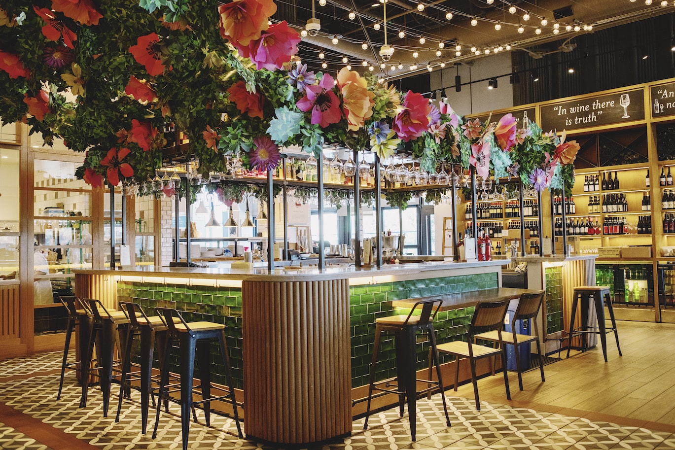 Step Into Spring At Eataly LA’s Instagram-Worthy New Pop-Up, Bar Fiorito