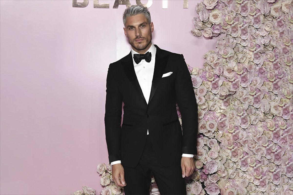 Chris Appleton Shares Easy Root Touch-Ups At Home, Secrets To His Signature “Snatched” Pony & How JLo’s Super Bowl Hair Almost Went Wrong