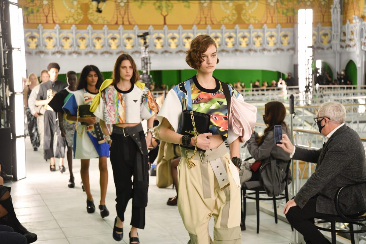 Louis Vuitton Women’s SS 2021 Show With ‘80s Inspiration Takes The Digital Experience To The Next Level
