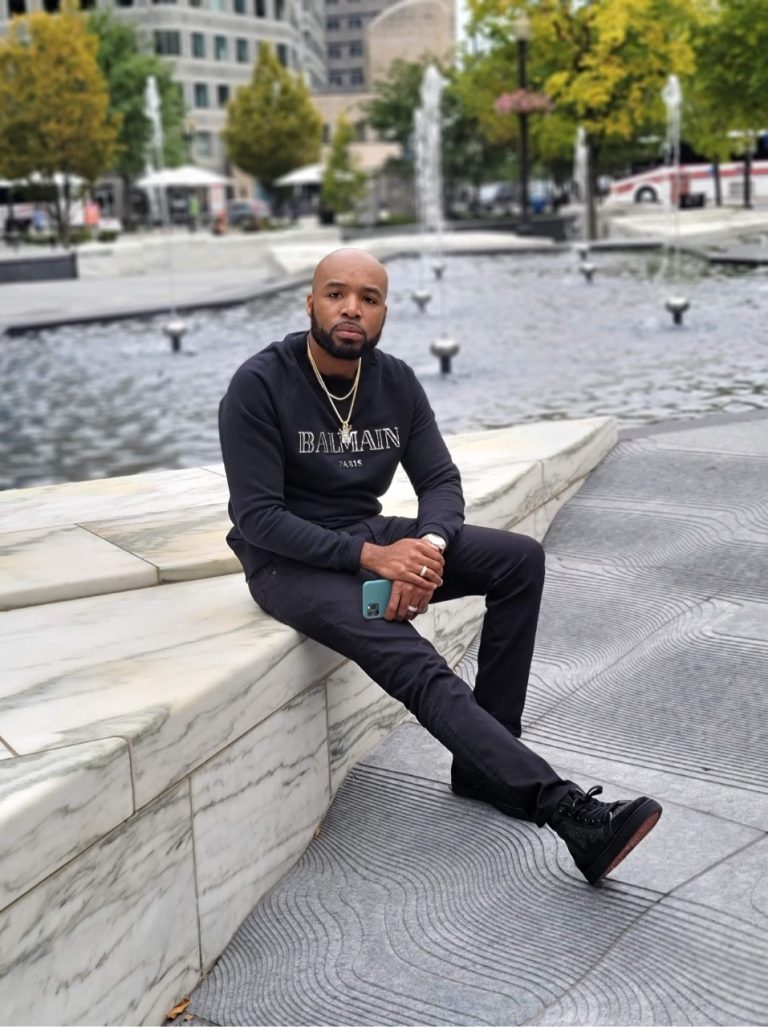E-Commerce Expert Raymond Scott Jr.: From Earning $4000 To Establishing A Hugely Successful Dropshipping Empir...