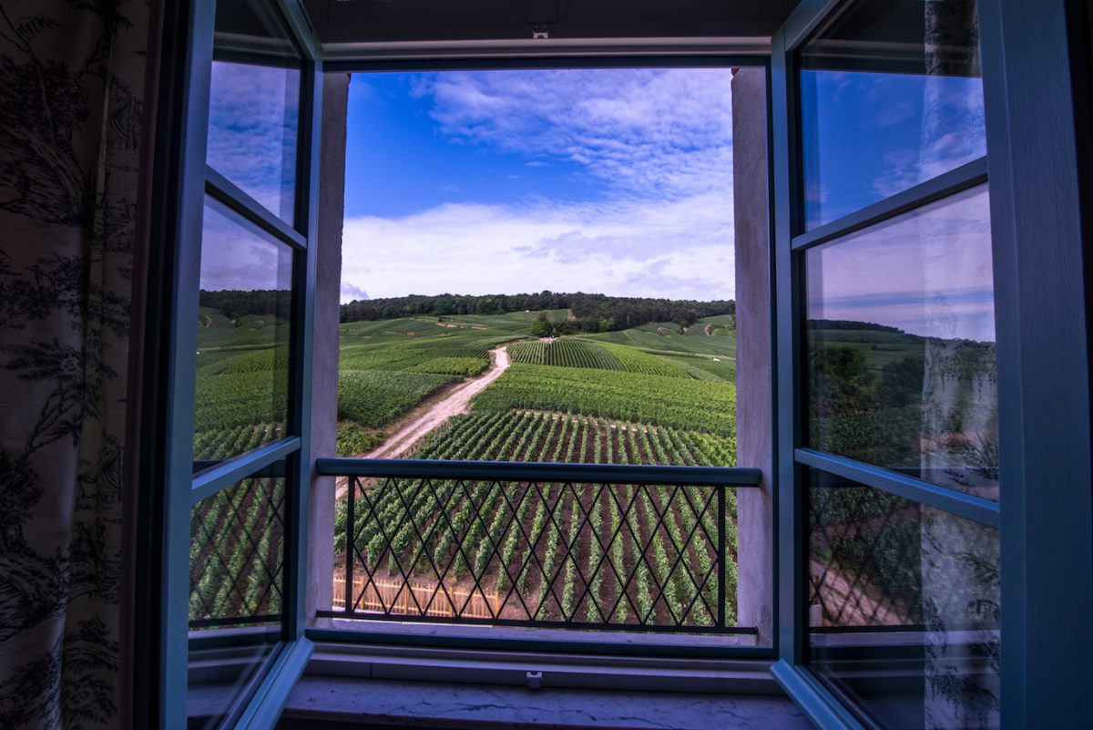 A Sparkling Travel Guide To Champagne: Where To Stay, Play & Sip In Style
