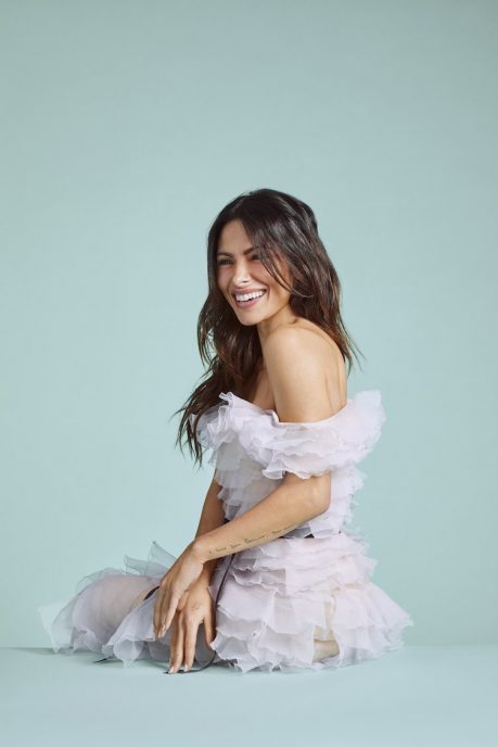 Sarah Shahi On Sex Life And Her New Netflix Series Sexlife 3702