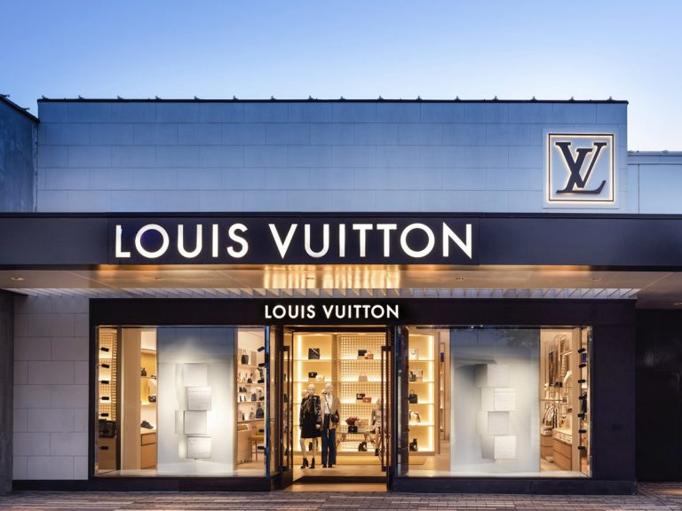 Louis Vuitton’s Newly Renovated Store in Chicago Pays A Beautiful Design Homage To The City