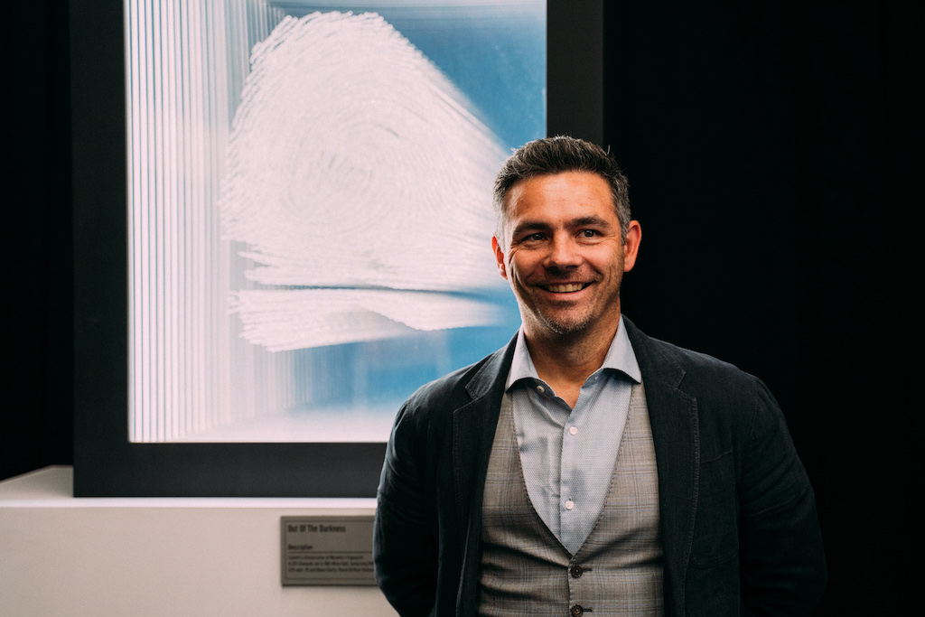 Breakthrough Luxury Artist Johnathan Schultz Receives Critical Acclaim In Miami Art Basel