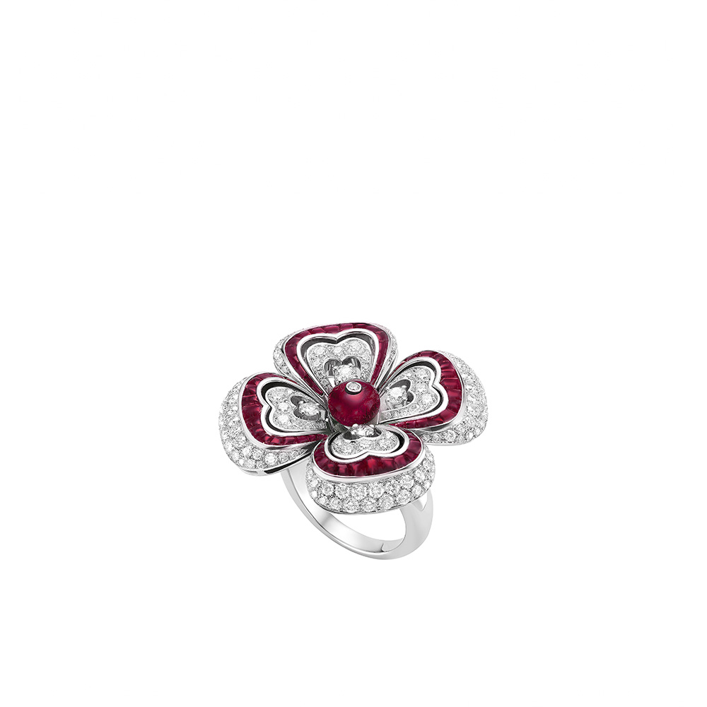 In Bloom: The Haute High Jewelry Spring Guide