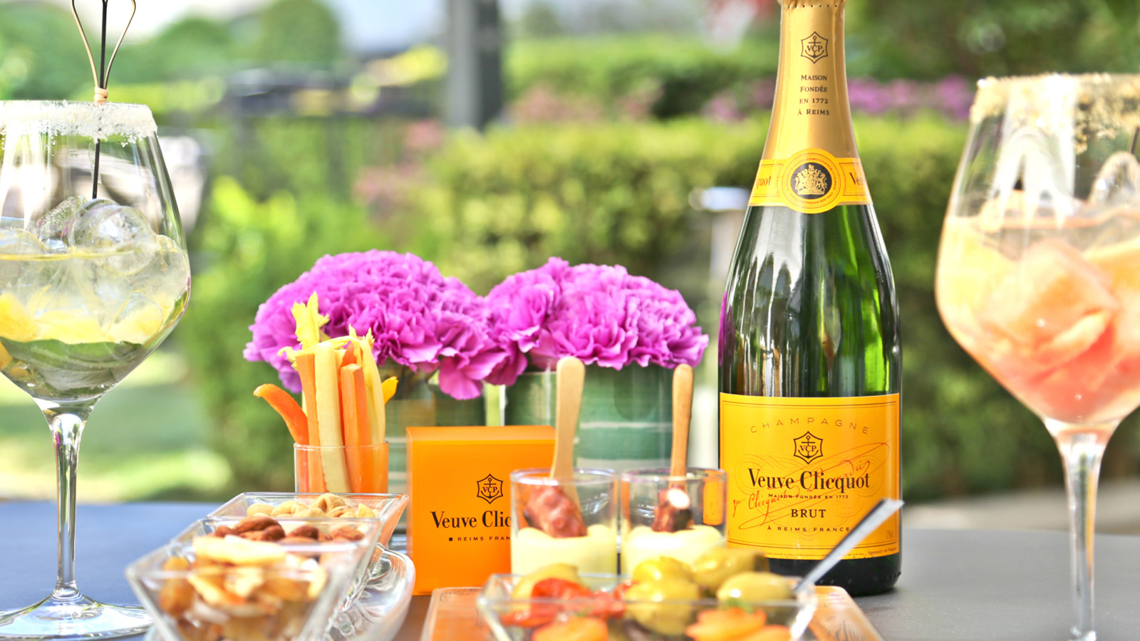 Santé! Four Seasons Resort and Club Dallas at Las Colinas Partners with Veuve Clicquot for Club Clicquot