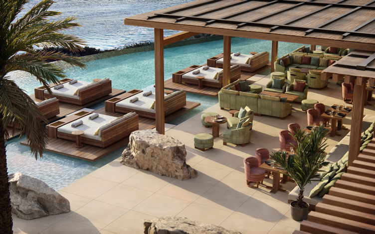 LOUIS VUITTON TAKES OVER THE POOL AT ZUMA MYKONOS - Hotel News ME