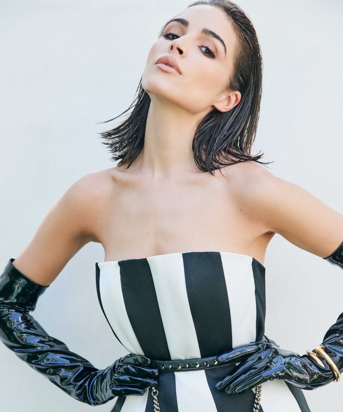 OLIVIA CULPO HAUTE LIVING COVER