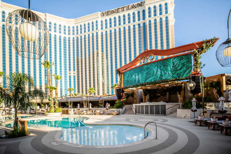 Caesars Palace Unveils Sexy New Entrance