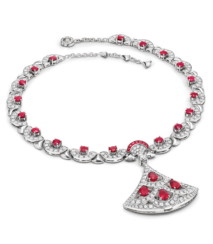Holiday Haute Joaillerie: The Most Extravagant Jewelry To Gift This Season