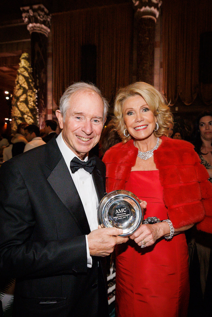 Stephen and Christine Schwarzman Honored at the Animal Medical Center’s Top Dog Gala