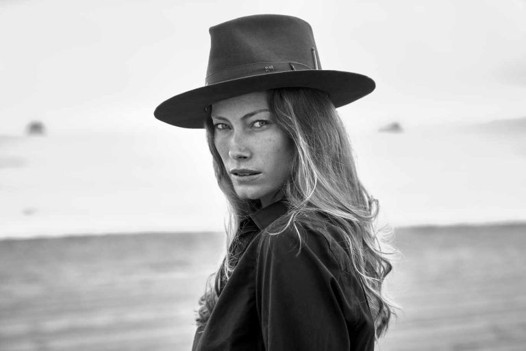 Scream Queen Alyssa Sutherland Talks Terrifying Turn As The Star Of “Evil Dead Rise”