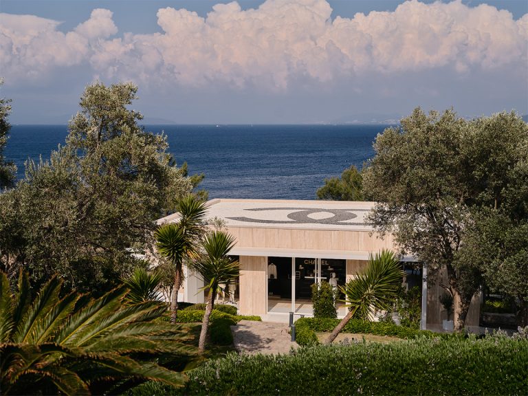 From Capri to Saint-Tropez, Chanel Ephemeral Boutiques Have Officially Opened In The Most Luxurious Holiday De...