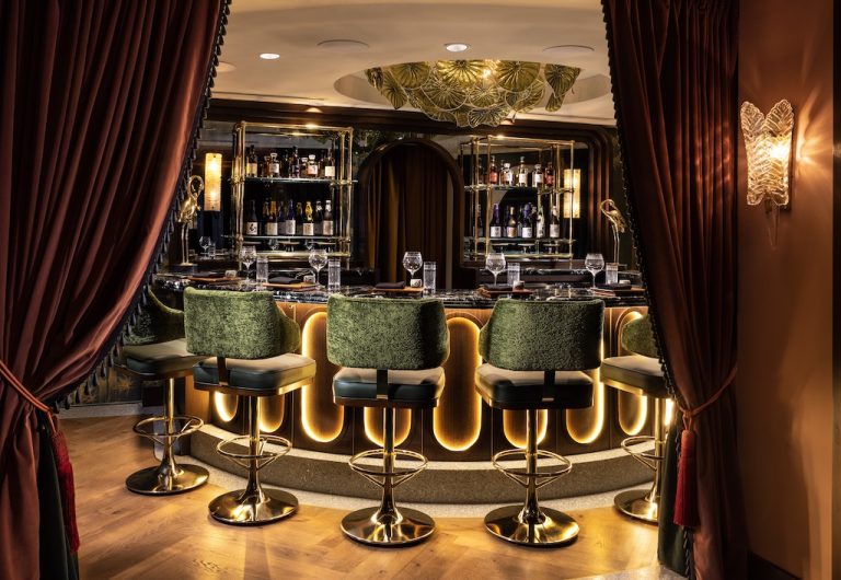 Queen Miami Beach Unveils High-end Speakeasy Style Omakase Experience
