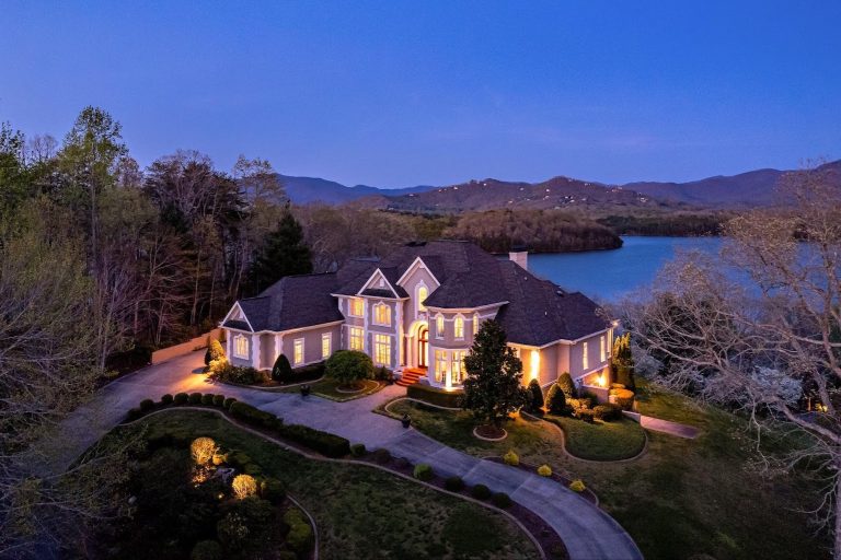 Atlanta’s Top Luxury Real Estate Agents Of Berkshire Hathaway HomeServices Georgia Properties Luxury Collectio...