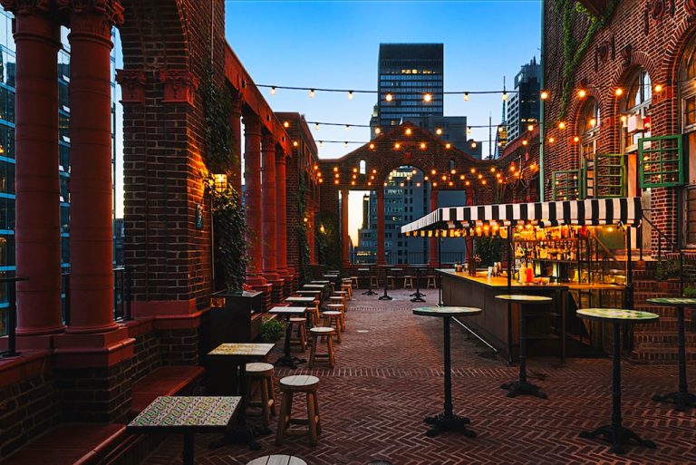 FREEHOLD Hospitality Presents FREEHOLD Rooftop at POD 39 Hotel