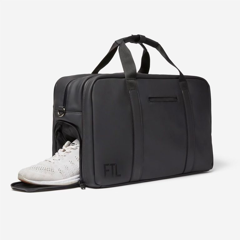 Conquer Modern Chaos: The Perfect Bag for Busy Days, Overnights, and Travel