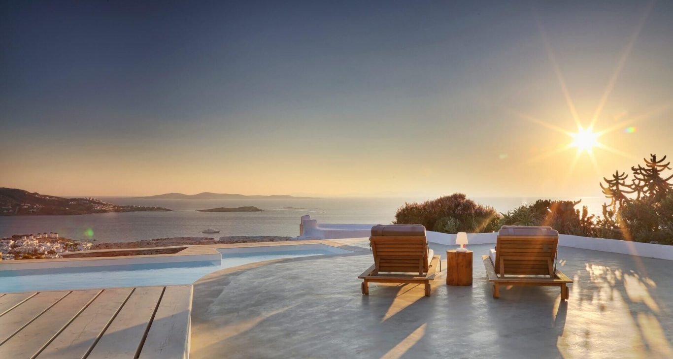 How To Spend A Luxurious Week In Mykonos