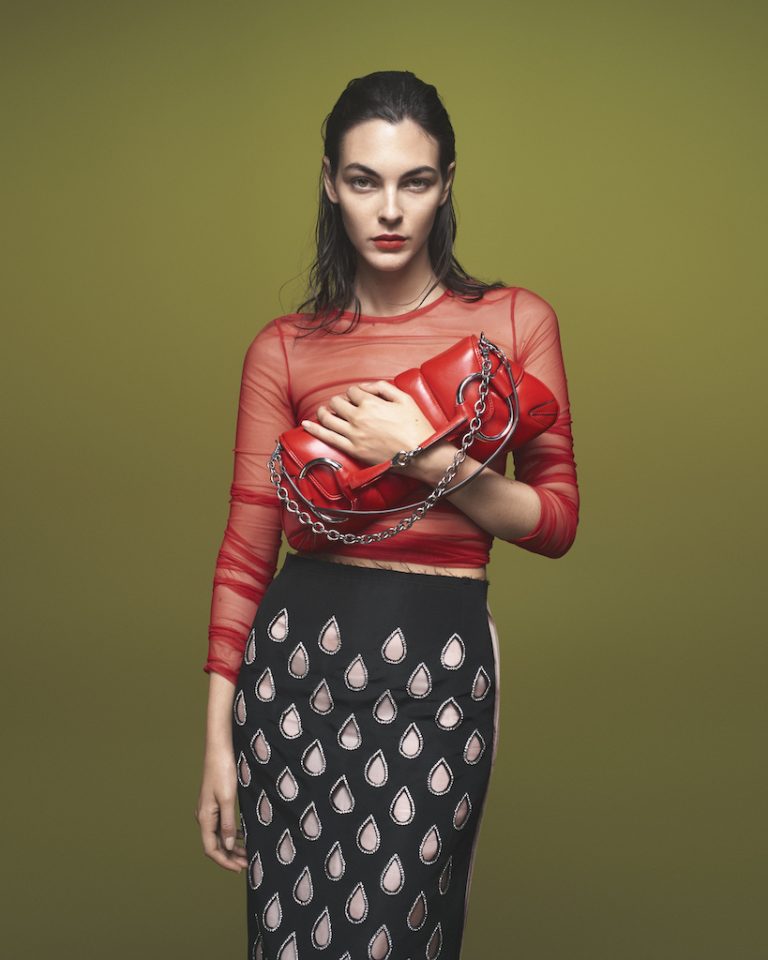 Gucci’s Fall Winter 2023 Campaign Spotlights The Iconic Horsebit Chain Bag