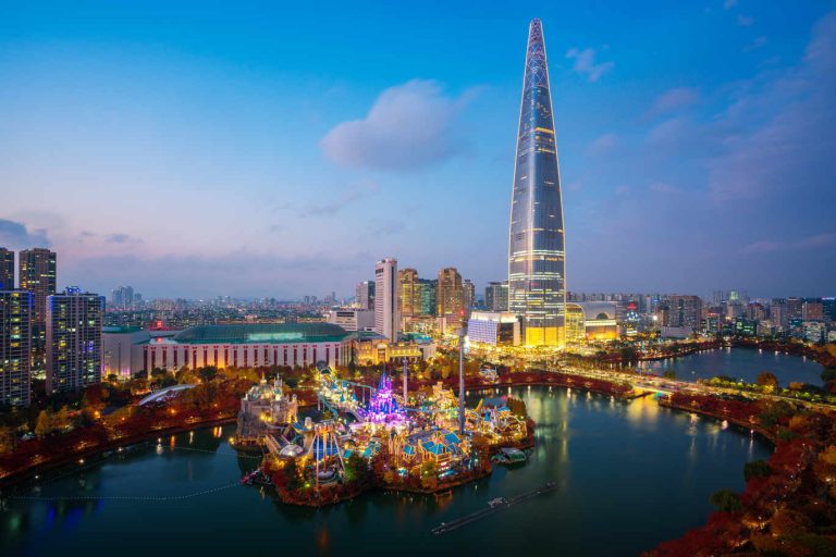 An Inside Look At Seoul, South Korea: A City Where The Old & New Collide