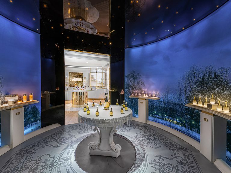 A Dior Beauty Holiday: Inside The Dior Garden Of Dreams Ephemeral Boutique At Aventura Mall