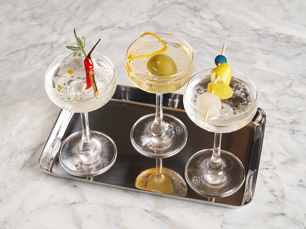 Rockefeller Center Welcomes Its First-Ever Cocktail Bar