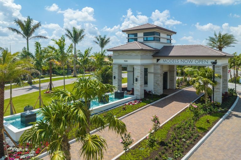 South Florida’s Best 55+ Lifestyle With Early Move-in Homes At Valencia Grand By Itchko Ezratti’s GL Homes