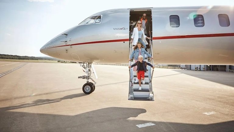 Top 5 Private Jet Charter Companies for Luxury Travelers