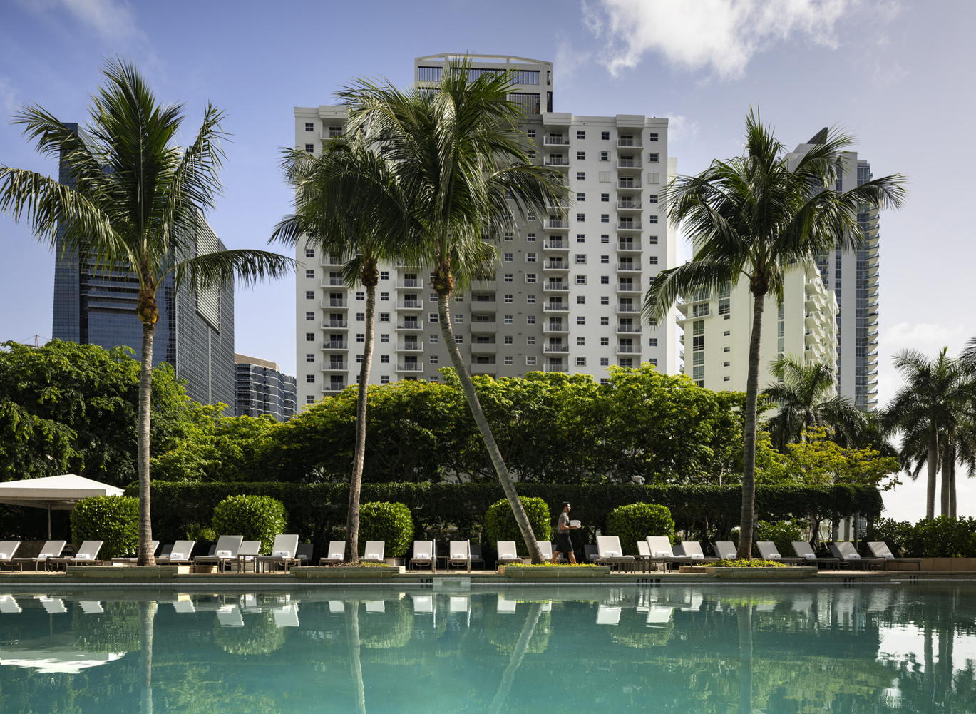 The Four Seasons Hotel Miami Is A True Urban Oasis