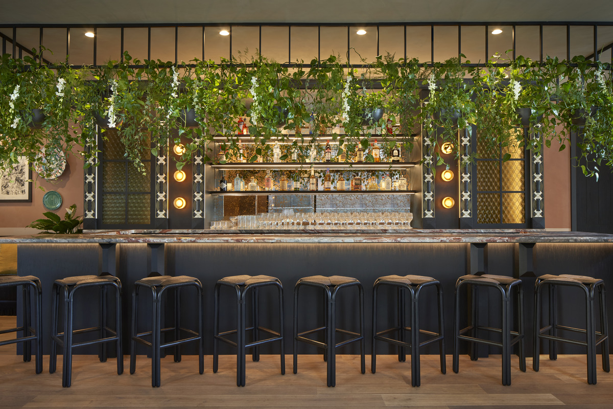 The Wall Street Hotel Opens Chic New Rooftop Spot, Bar Tontine