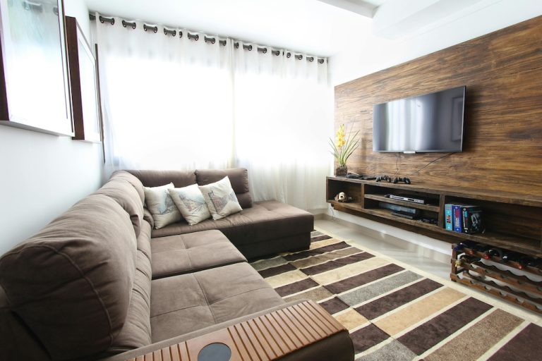 Custom Comfort: Comparing 5 Unique Sofa Beds, Including DreamSofa