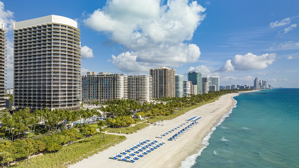 The Pinnacle Of Luxury At The St. Regis Bal Harbour Resort